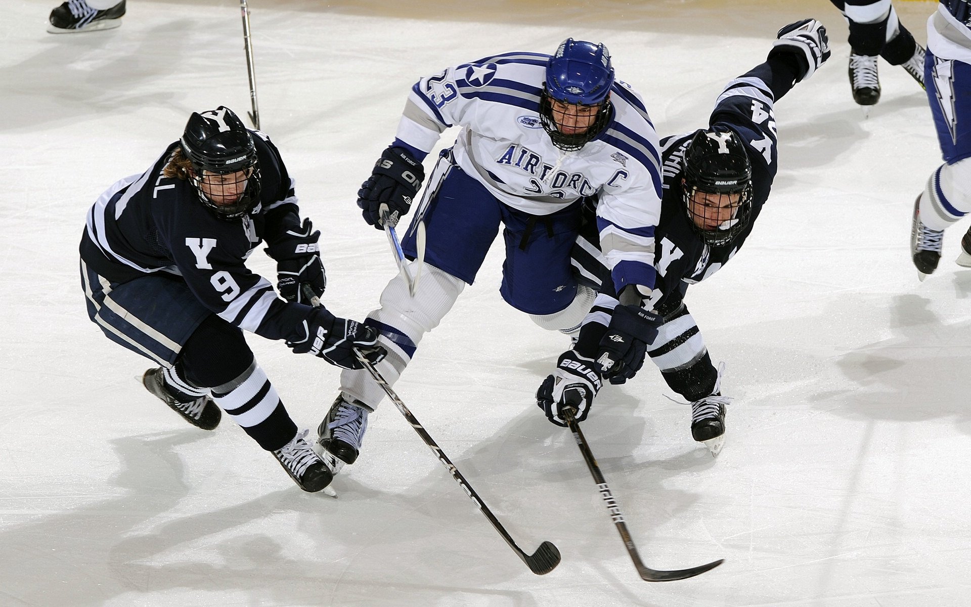 电子竞技大众联赛推动全民参与热情，电子竞技大型赛事